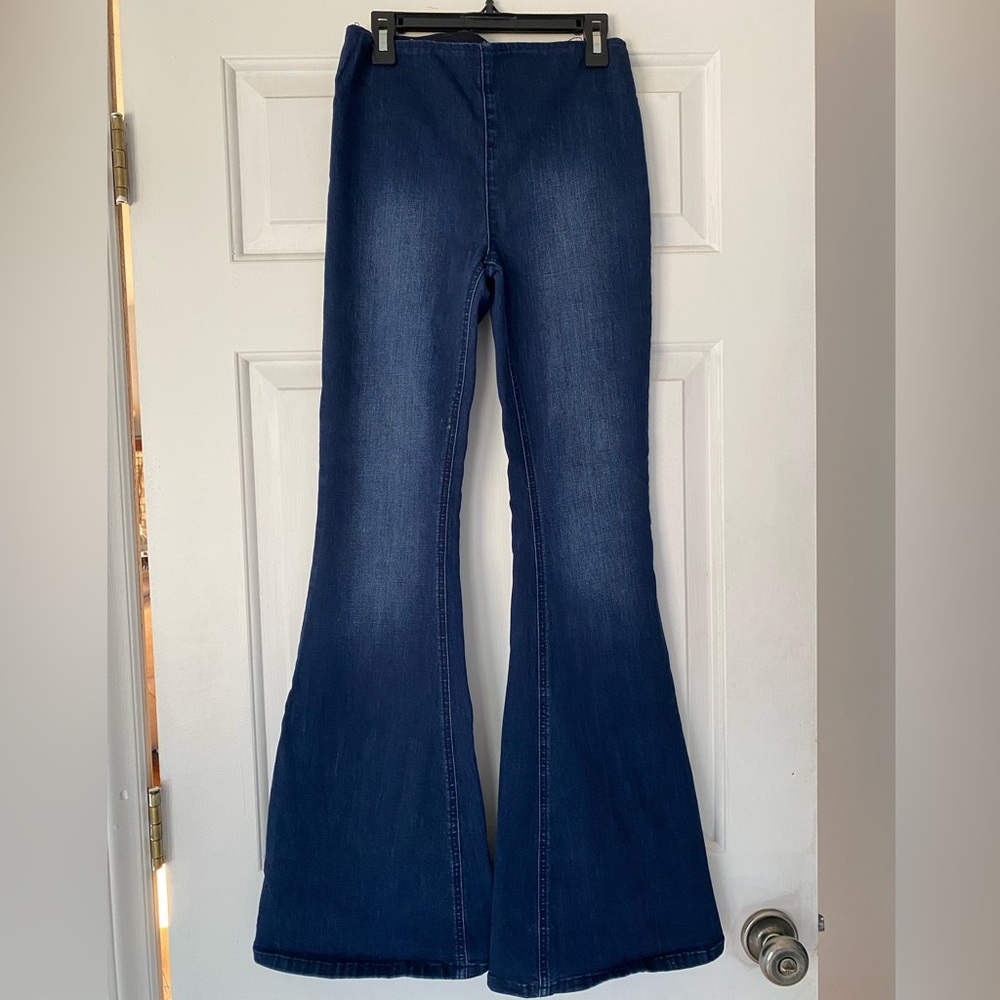 Chic Dark Blue Flare Women's stretch Jeans